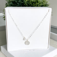 Cargar imagen en el visor de la galería, Mi Collar dije Niño