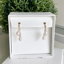 Cargar imagen en el visor de la galería, Mi Arete Triple Perlado Corazon GF