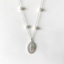 Cargar imagen en el visor de la galería, Mi Collar Virgen De Guadalupe Perlado