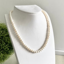 Cargar imagen en el visor de la galería, Mi Collar Clásico Perlado Ines