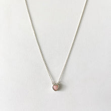 Cargar imagen en el visor de la galería, Mi Collar Dije Corazón Ópalo Rosa