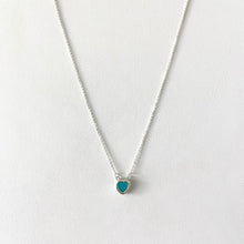 Cargar imagen en el visor de la galería, Mi Collar Dije Corazón Turquesa