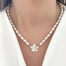 Cargar imagen en el visor de la galería, Mi Collar Perlado Orquídea Lucia