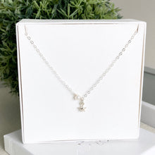 Cargar imagen en el visor de la galería, Mi Collar Estrella Puff