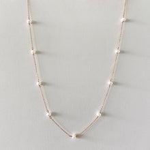 Cargar imagen en el visor de la galería, Mi Collar Perlado Rose GF