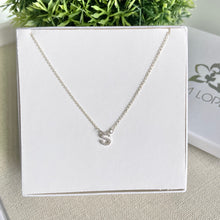 Cargar imagen en el visor de la galería, Mi Collar Pave Inicial