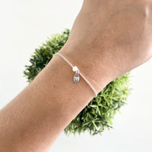 Cargar imagen en el visor de la galería, Mi Pulsera Perla Solitaria Personalizada
