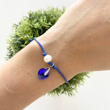 Cargar imagen en el visor de la galería, Mi Pulsera de Corazon de Cristal
