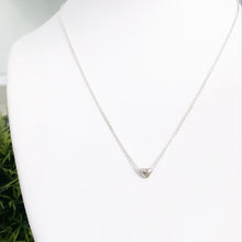 Cargar imagen en el visor de la galería, Mi Collar Corazón Mini