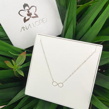 Cargar imagen en el visor de la galería, Mi Collar Infinito Central