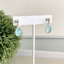 Cargar imagen en el visor de la galería, Mi Arete Calcedonia Perlado