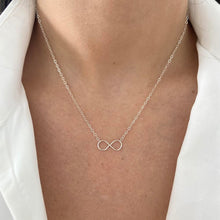 Cargar imagen en el visor de la galería, Mi Collar Infinito Central