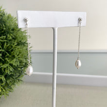 Cargar imagen en el visor de la galería, Mi Arete Cadena Perla Gota