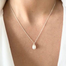 Cargar imagen en el visor de la galería, Mi Collar Perla Ovalada