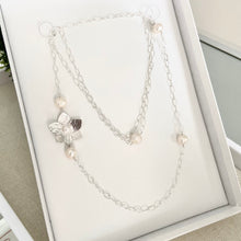 Cargar imagen en el visor de la galería, Mi Collar Orquídea Martina