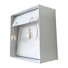 Cargar imagen en el visor de la galería, Mi Arete Penny Perlado Gf
