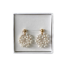 Cargar imagen en el visor de la galería, Mi Arete Flor GF
