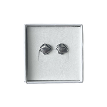 Cargar imagen en el visor de la galería, Mi Arete Seashell
