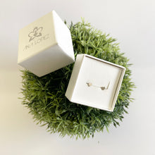 Cargar imagen en el visor de la galería, Mi Arete Corazón Mini
