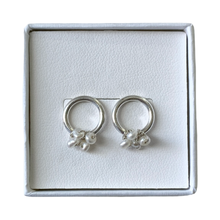 Cargar imagen en el visor de la galería, Mi Arete Sin Fin Alambrada
