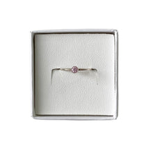 Cargar imagen en el visor de la galería, Mi Anillo Delicado Cristal Rosa
