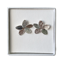 Cargar imagen en el visor de la galería, Mi Arete Blossom Mini
