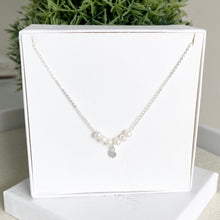 Cargar imagen en el visor de la galería, Mi Collar Corazón Mini Perlado
