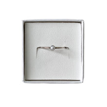 Cargar imagen en el visor de la galería, Mi Anillo Dainty Perlado
