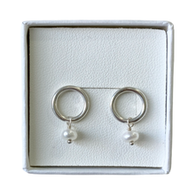 Cargar imagen en el visor de la galería, Mi Arete Sin Fin Solitario
