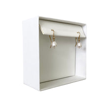 Cargar imagen en el visor de la galería, Mi Arete Perlado Sutil GF
