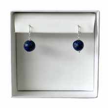 Cargar imagen en el visor de la galería, Mi Arete Lapis Lazuli
