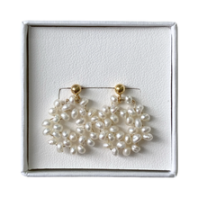 Cargar imagen en el visor de la galería, Mi Arete Flor GF
