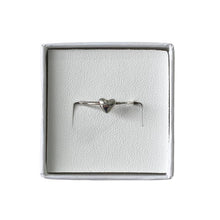 Cargar imagen en el visor de la galería, Mi Anillo Corazón Solido
