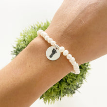 Cargar imagen en el visor de la galería, Mi Pulsera De Huellitas
