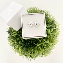 Cargar imagen en el visor de la galería, Mi Bolita Plateada Stud 8mm
