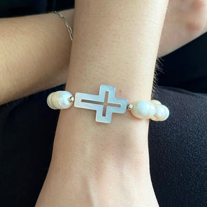 Mi Pulsera Perlada Cruz Madre Perla