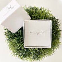 Cargar imagen en el visor de la galería, Mi Anillo Dainty Perlado
