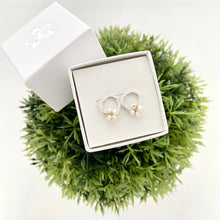 Cargar imagen en el visor de la galería, Mi Arete Sin Fin Alambrada
