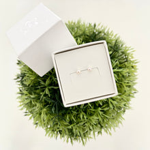 Cargar imagen en el visor de la galería, Mi Arete Perla Stud 3mm
